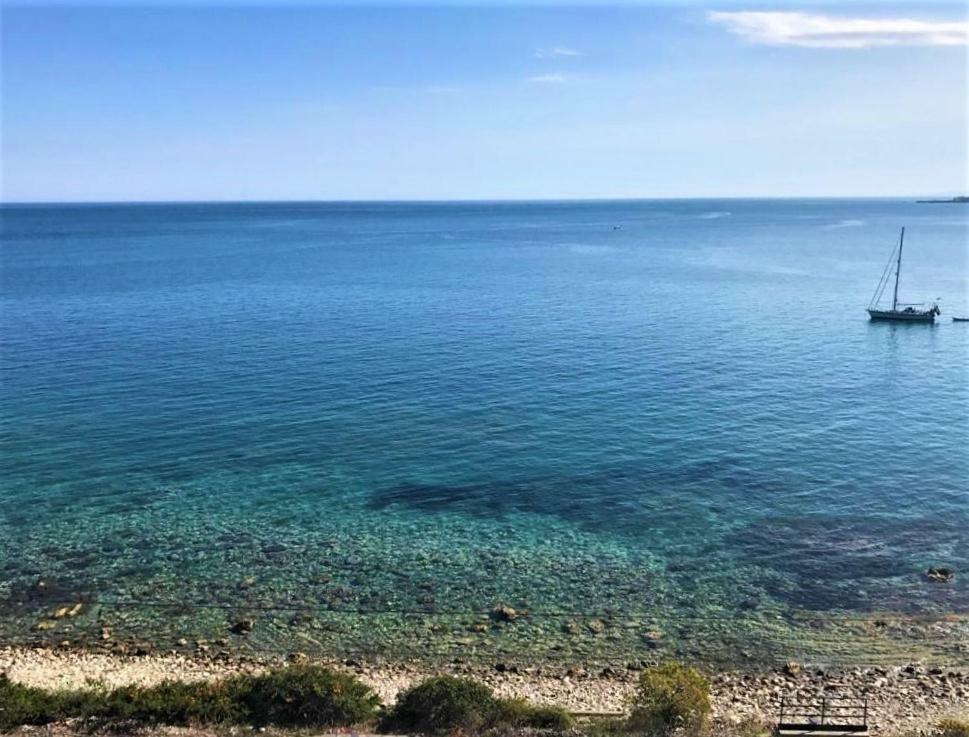 Апартаменты Baia Di Atlantide Таормина Экстерьер фото