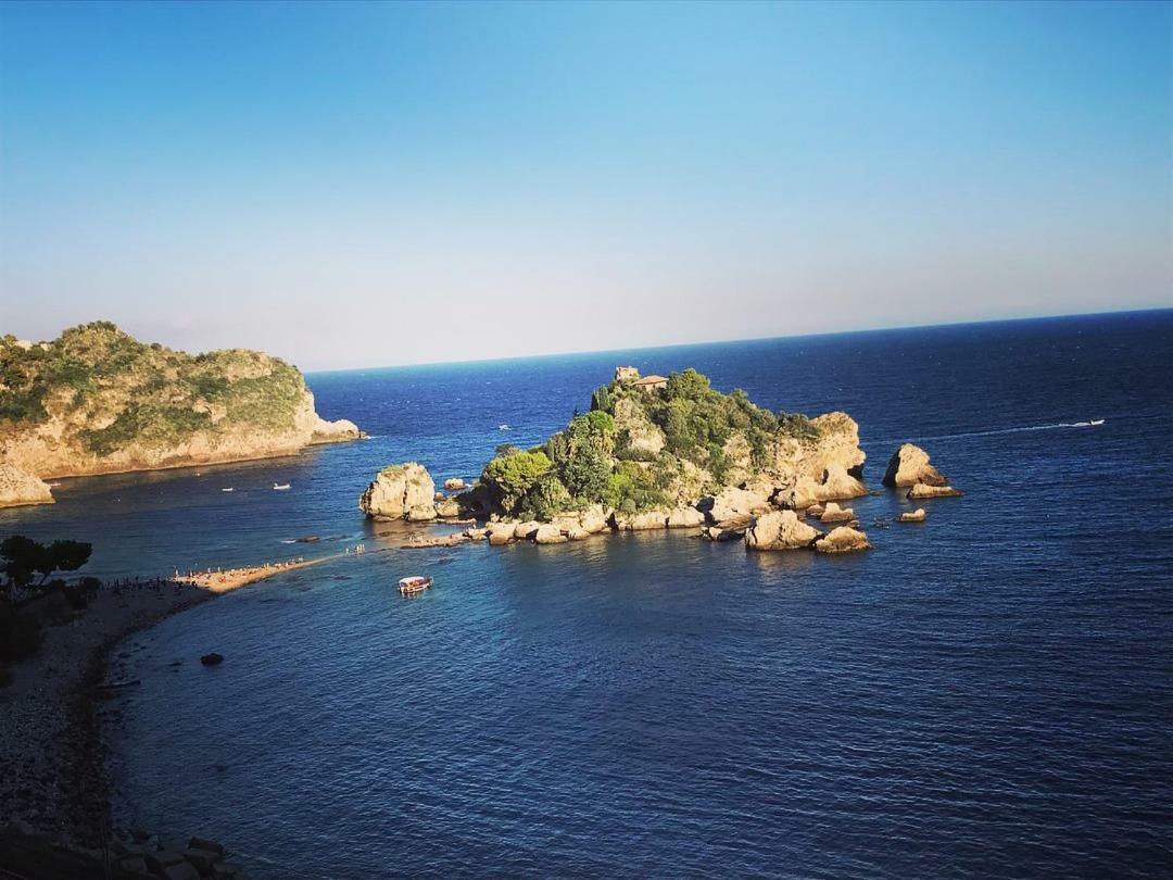 Апартаменты Baia Di Atlantide Таормина Экстерьер фото